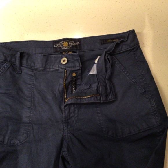 Lucky brand ‘cargo’ pant, mid to high rise, new without tags - Picture 2 of 4
